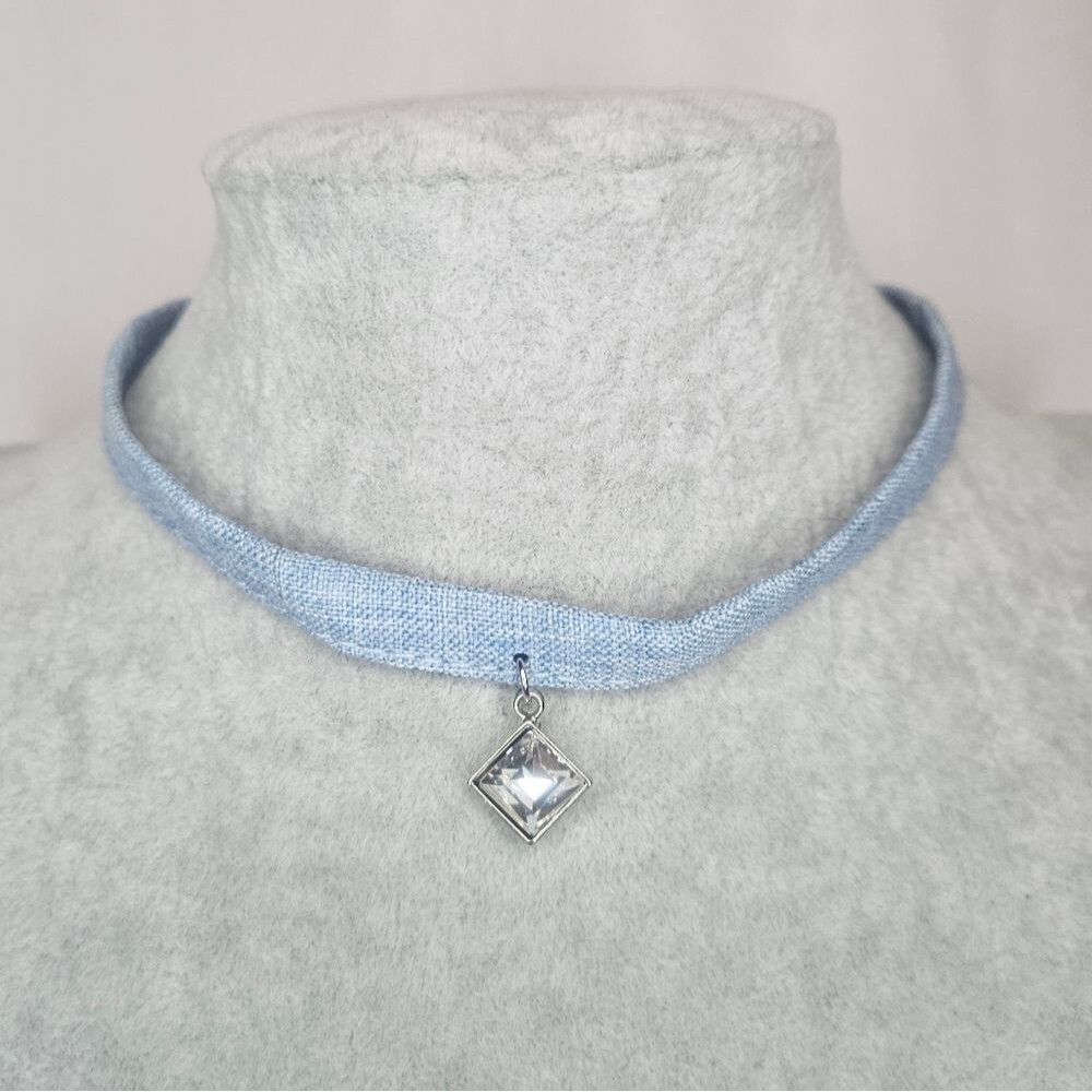 Hannah Denim / Chambray And Rhinestone Diamond Choker Necklace NWOT 12"-16"